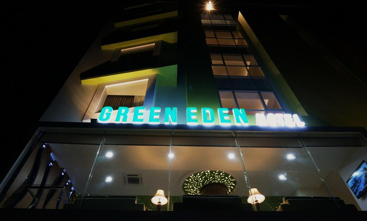 Green Eden Hotel Manado Exterior photo